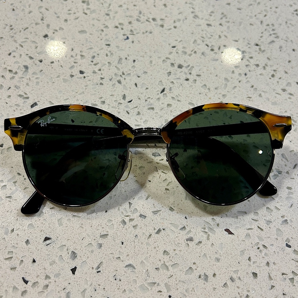 Ray-Ban Clubround Classic